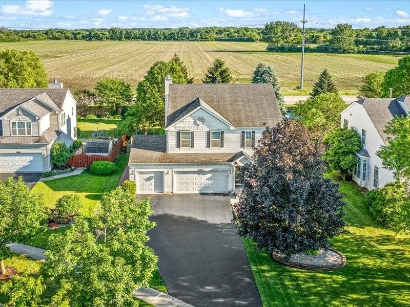 10695 Yellowstone DR, Huntley, IL 60142