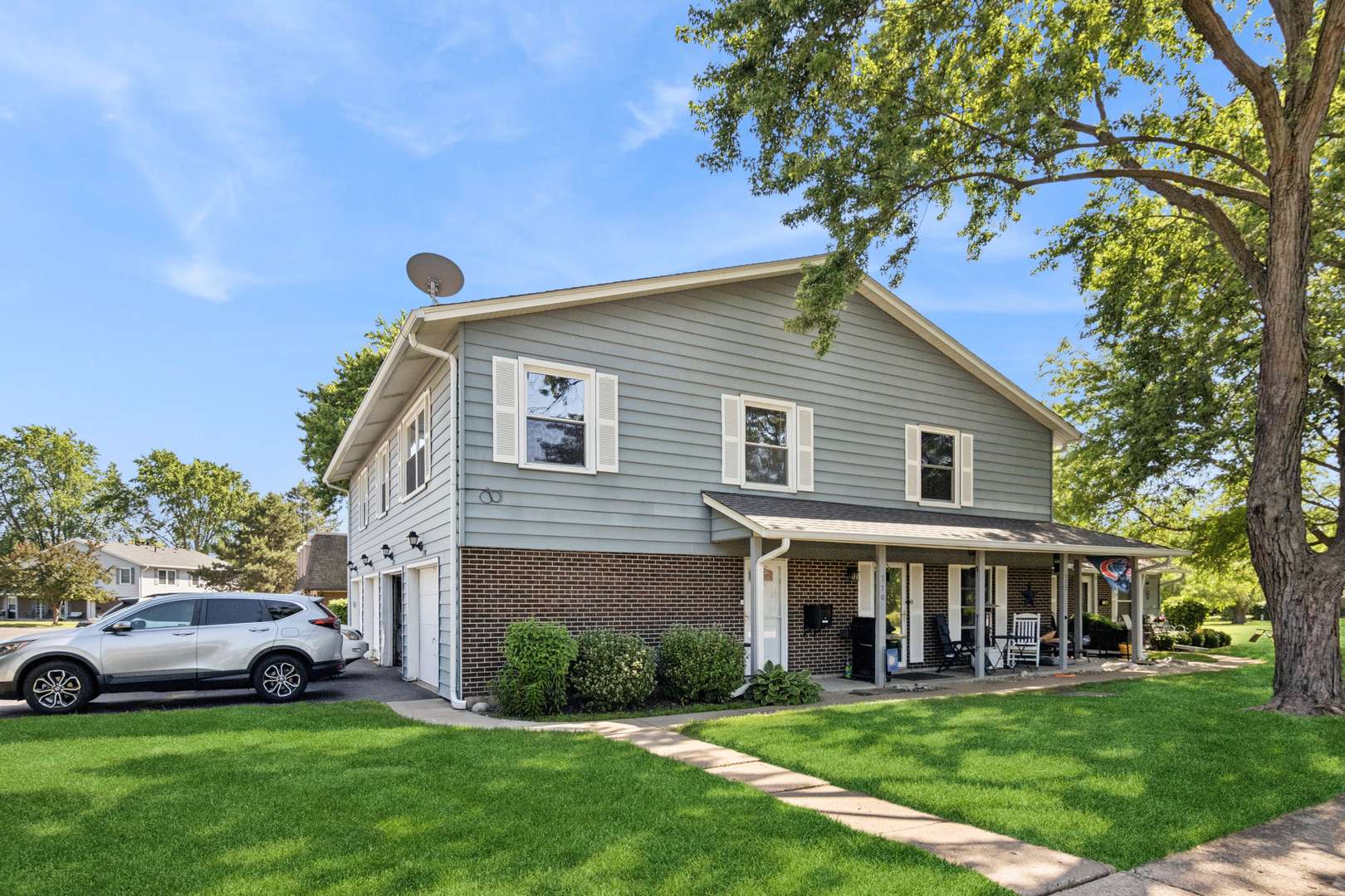 770 Pahl RD #770, Elk Grove Village, IL 60007