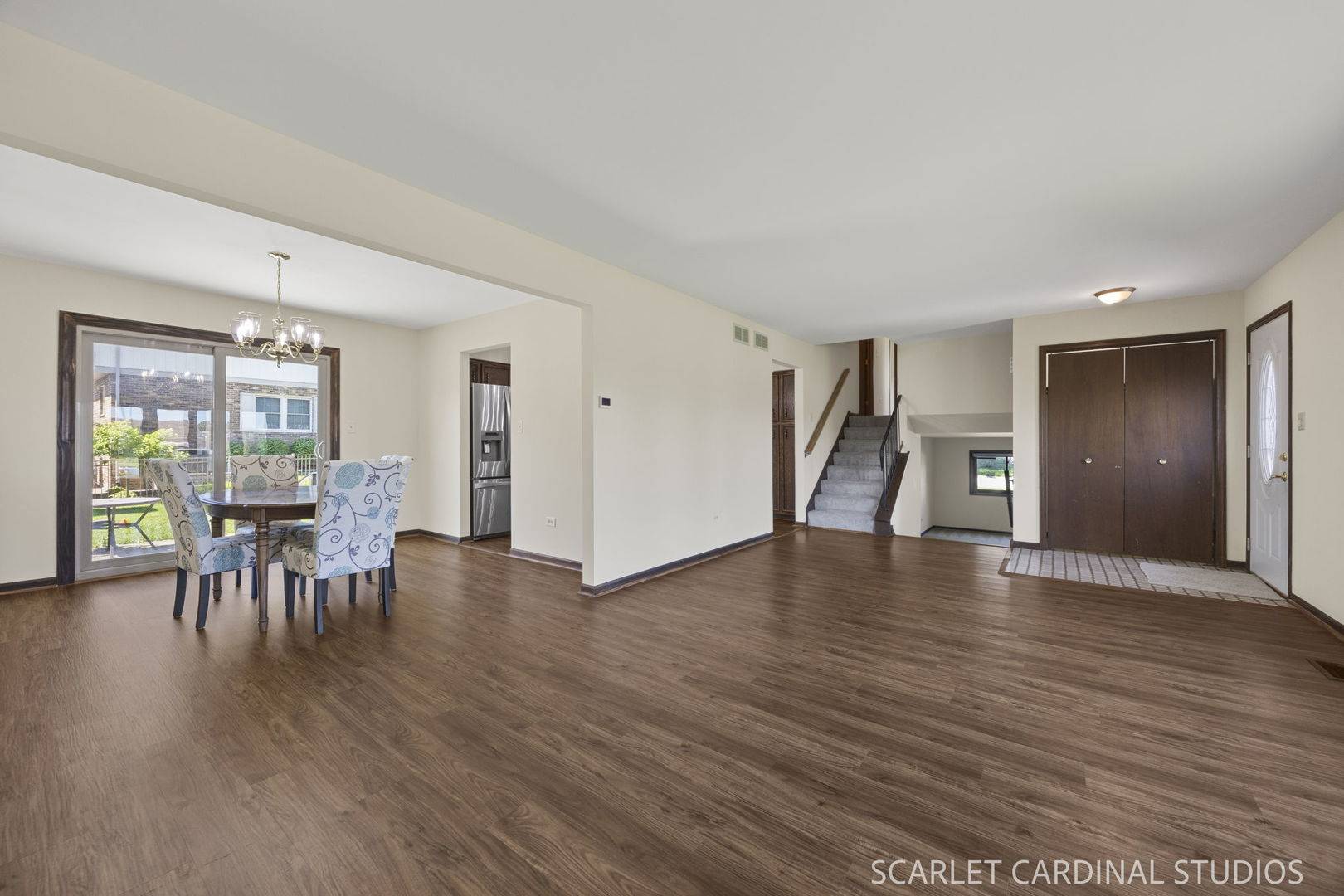 20W481 Cobb DR, Downers Grove, IL 60516