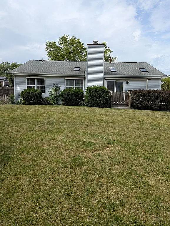 3501 Portsmouth DR, Zion, IL 60099