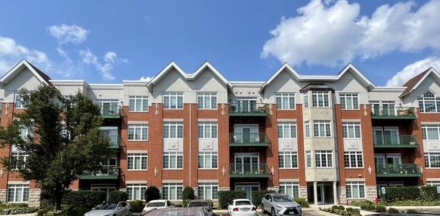 640 Mchenry RD #408, Wheeling, IL 60090