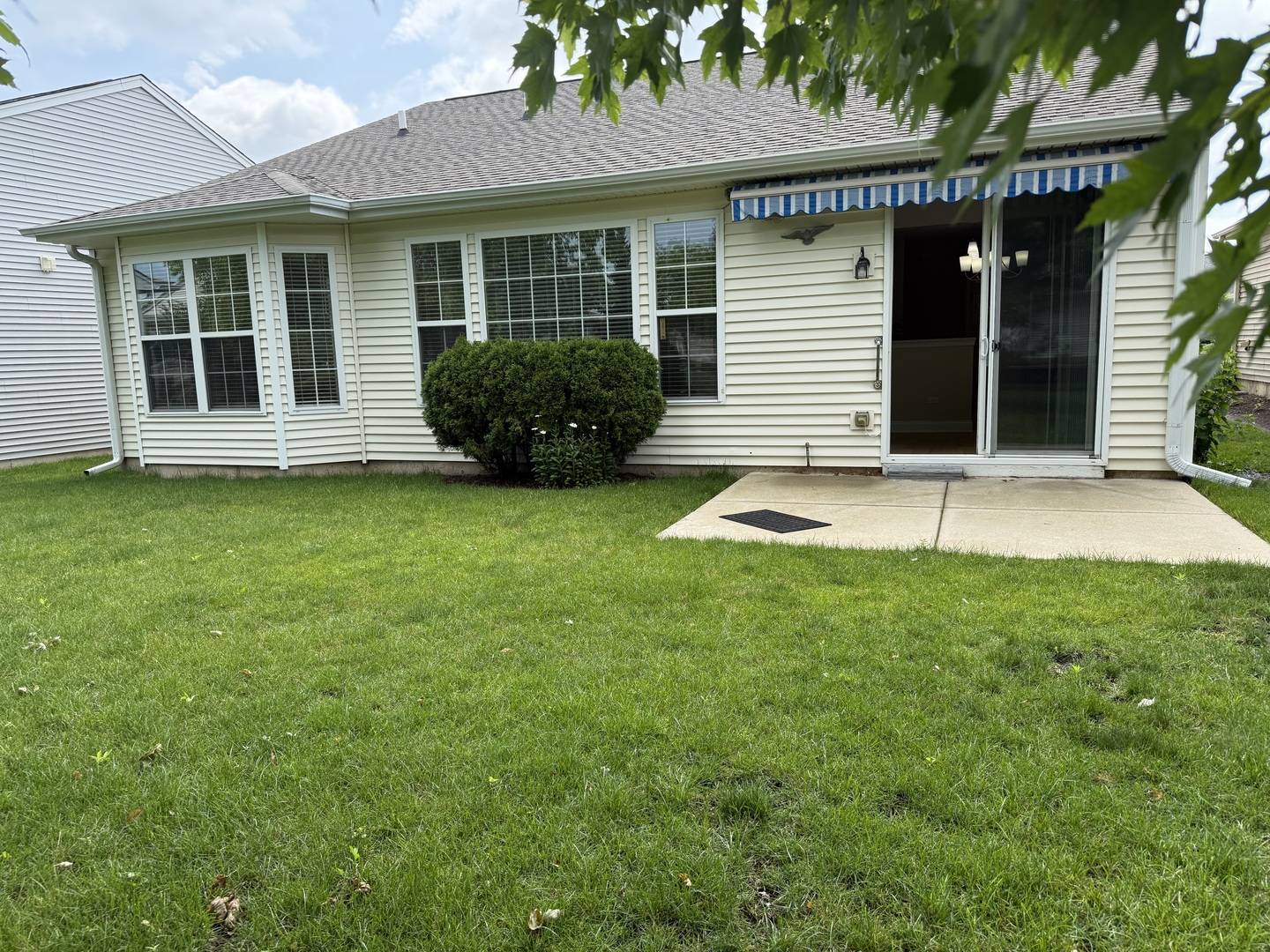 13053 Dearborn TRL, Huntley, IL 60142