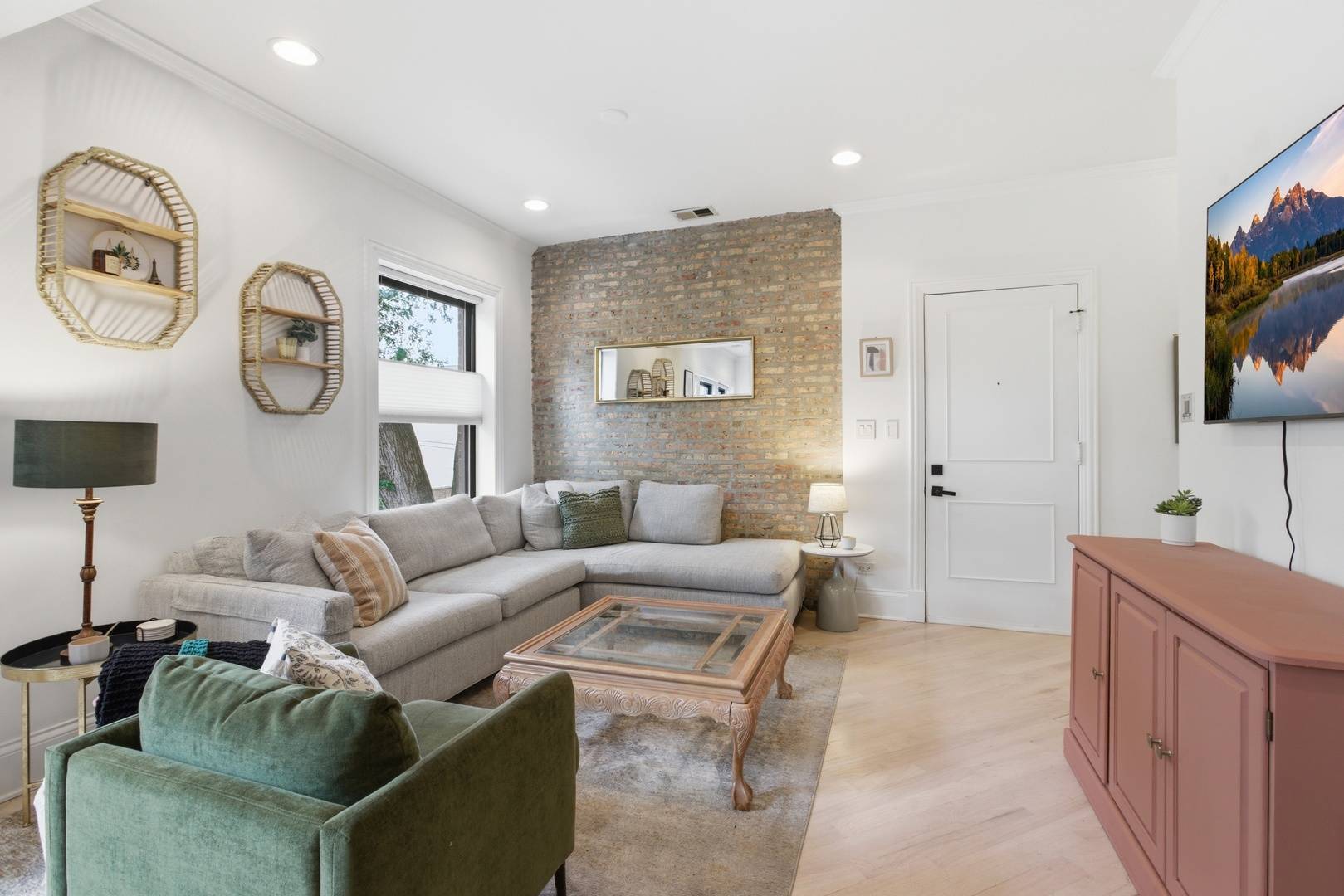1700 W Summerdale AVE #2, Chicago, IL 60640