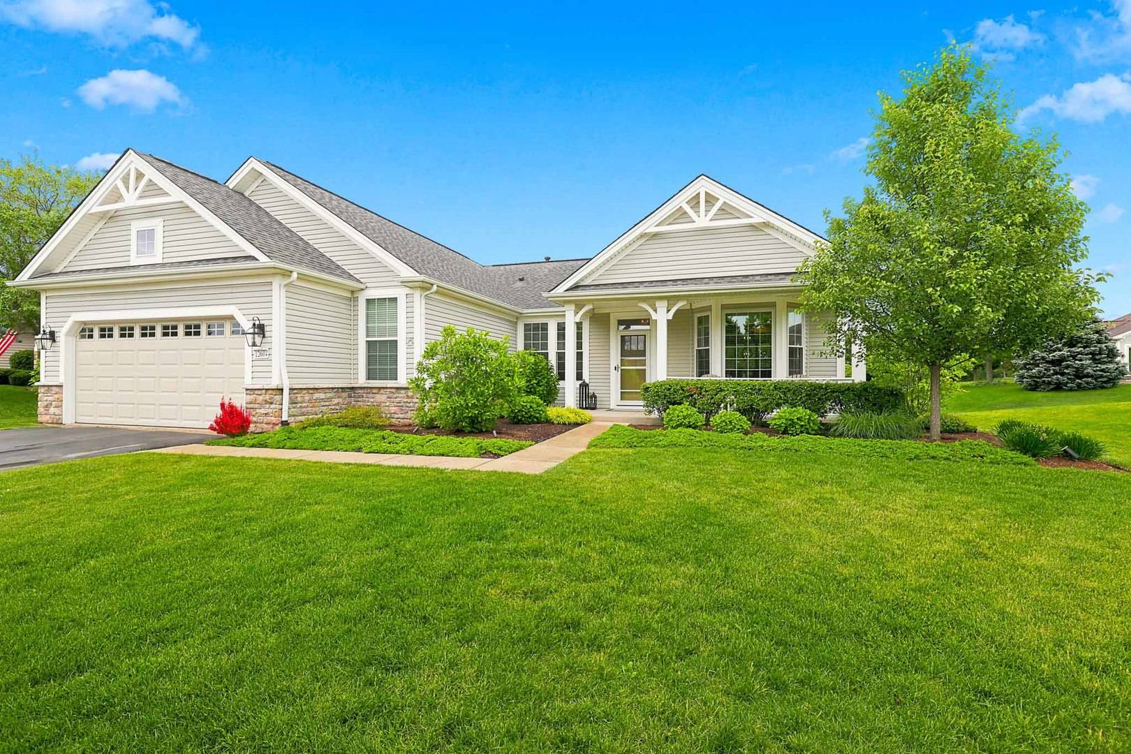 12604 Golf View DR, Huntley, IL 60142