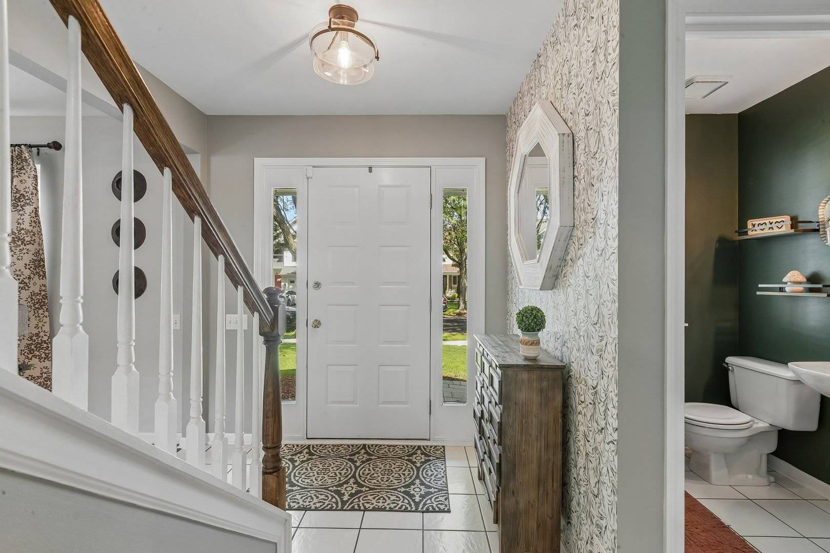 1108 Talbot LN, Grayslake, IL 60030