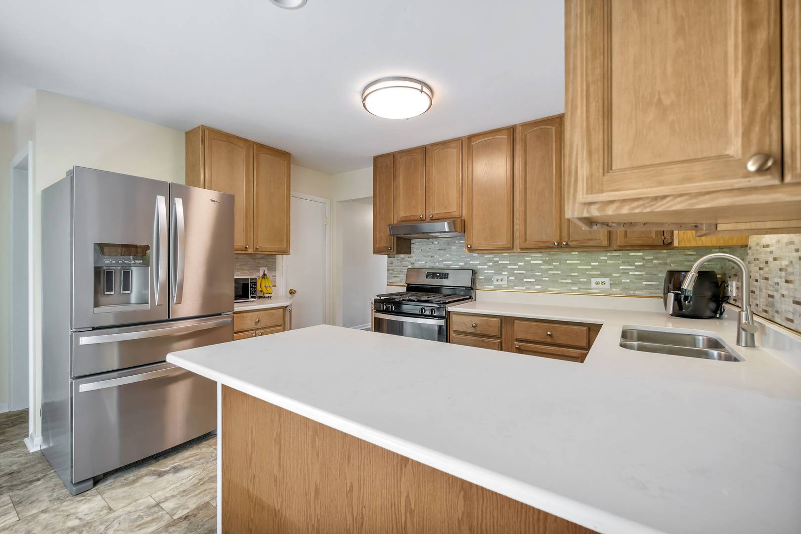 517 S Hubbard ST, Algonquin, IL 60102