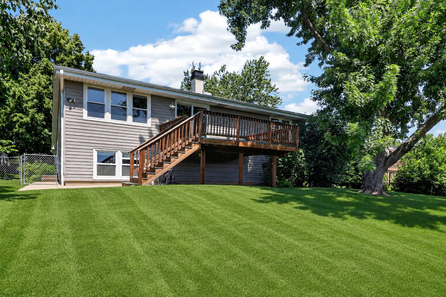 186 ROYCE DR, Bloomingdale, IL 60108