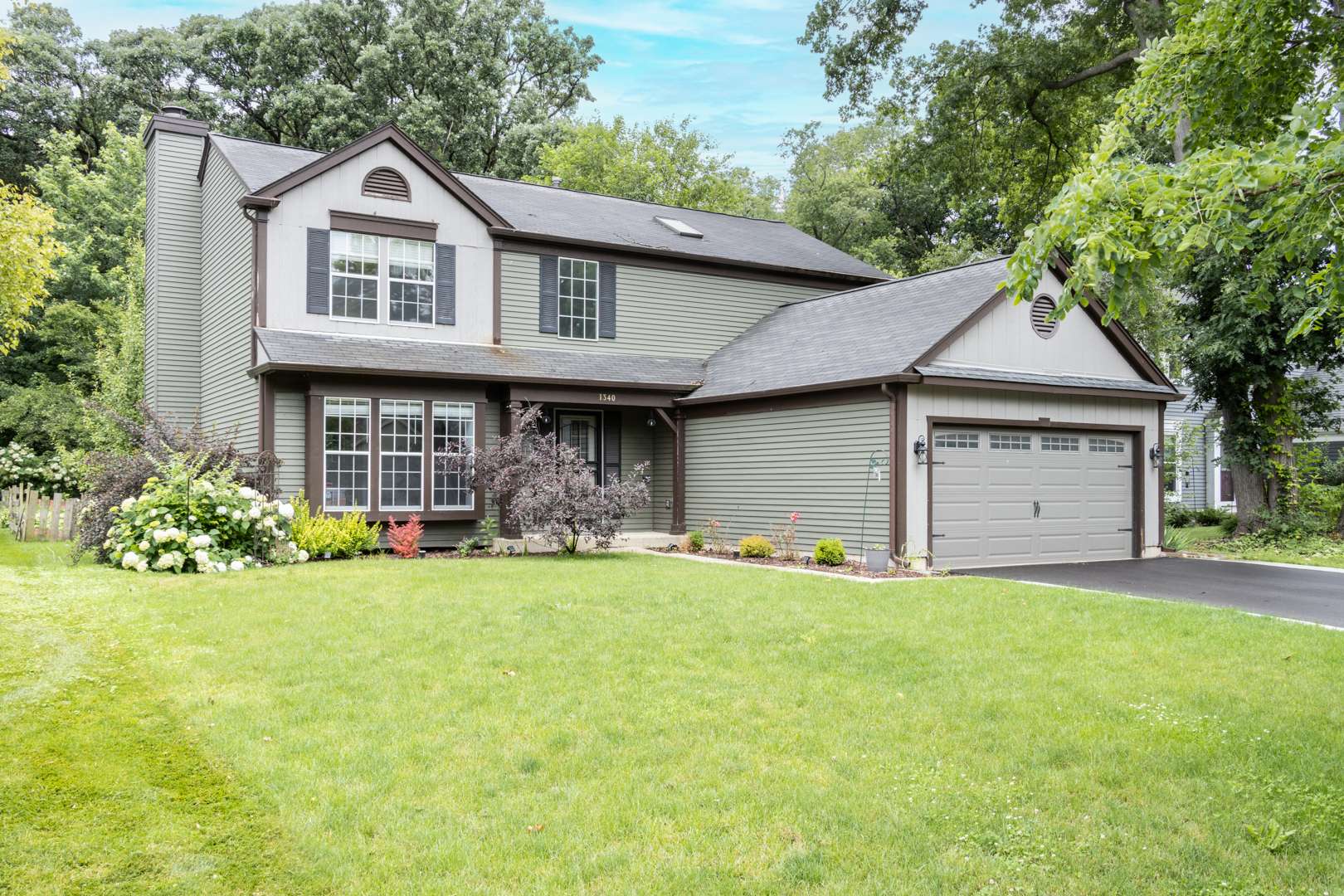 1340 Yellowstone Pkwy, Algonquin, IL 60102