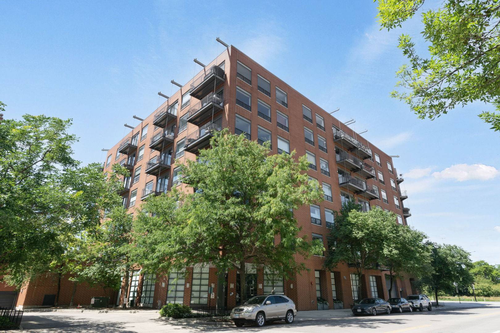 859 W Erie ST #408, Chicago, IL 60642