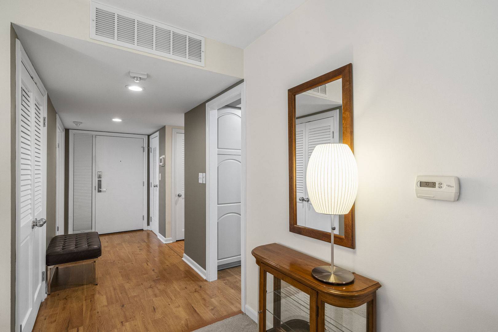 2 Oak Brook Club DR #C106, Oak Brook, IL 60523