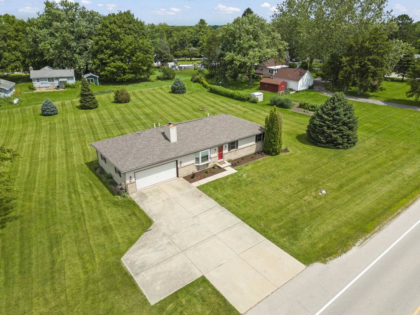 12475 Fox RD, Yorkville, IL 60560