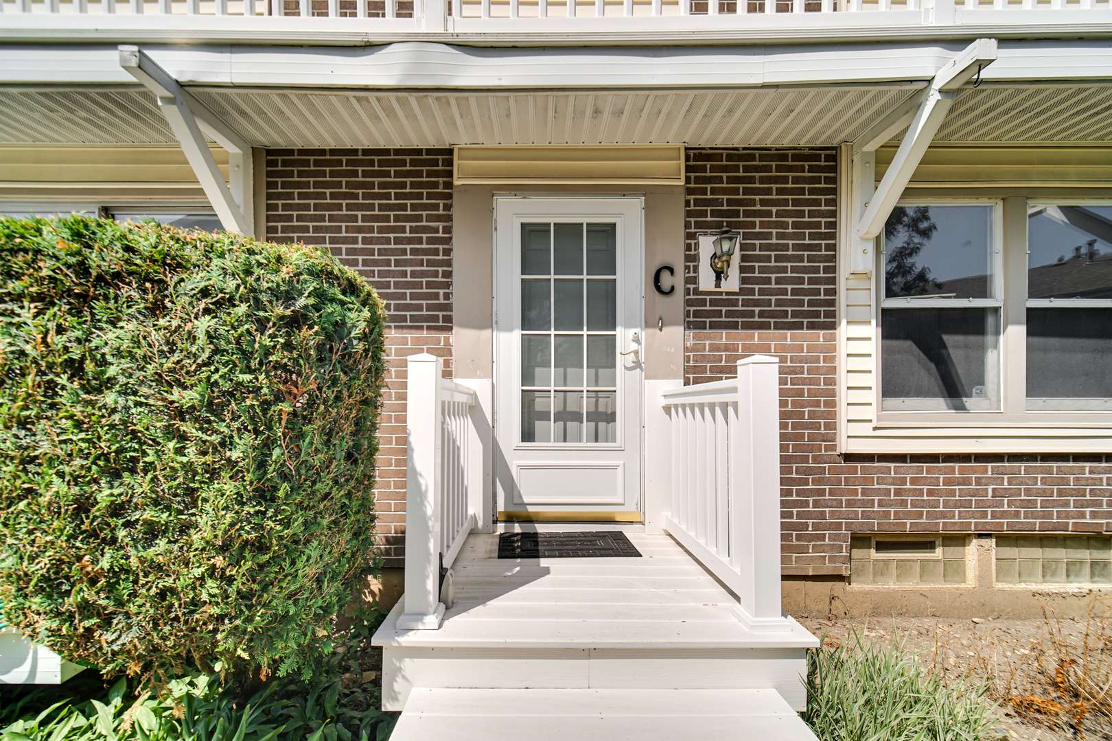 317 Lincoln CT #C, Bloomingdale, IL 60108