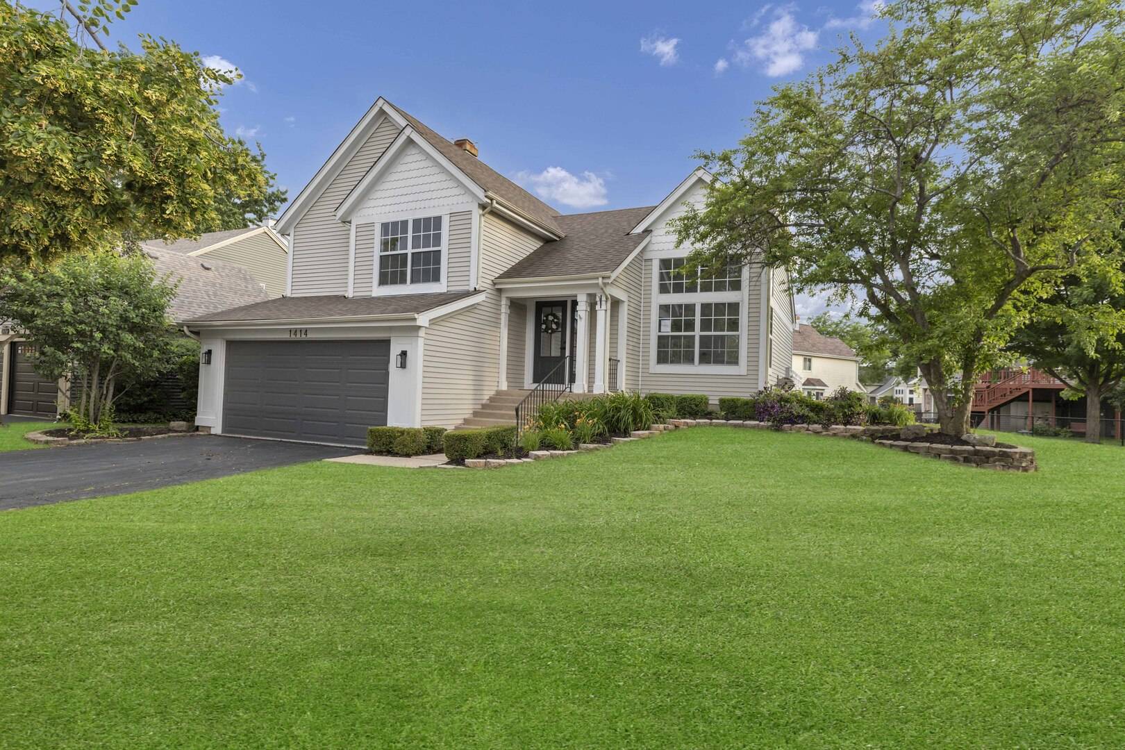1414 Montauk CT, Bartlett, IL 60103