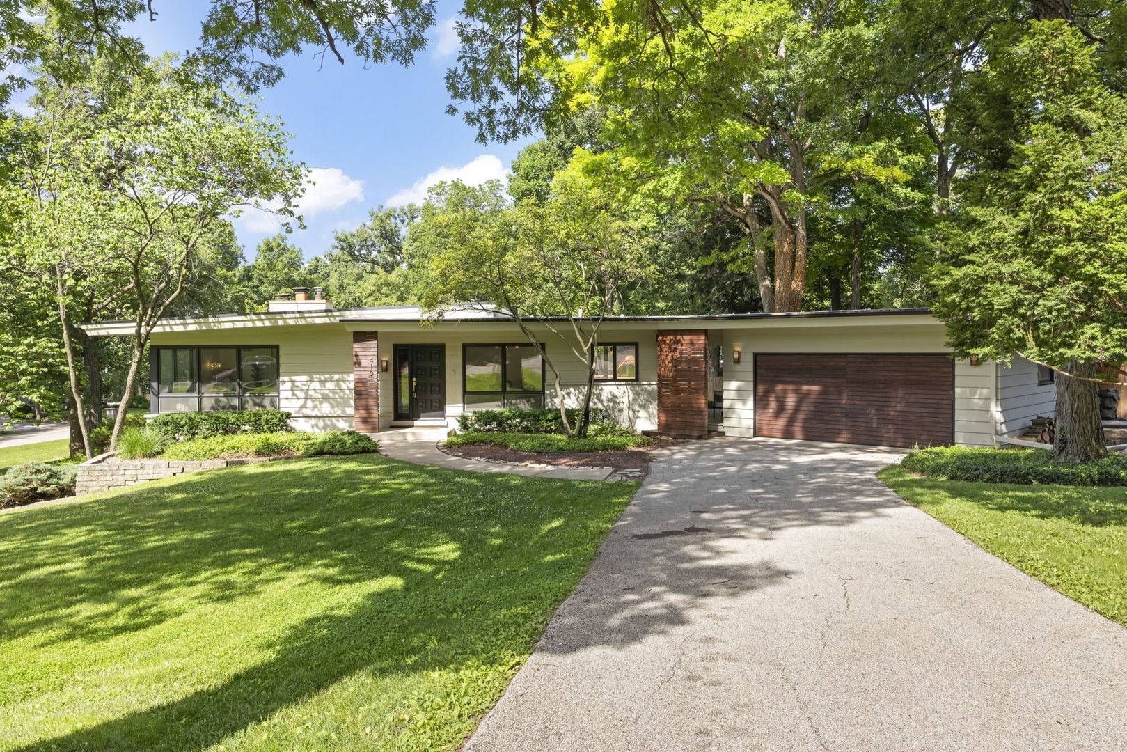 3N410 Maple CT, West Chicago, IL 60185