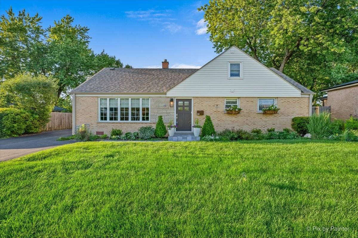 336 Orchard TER, Roselle, IL 60172