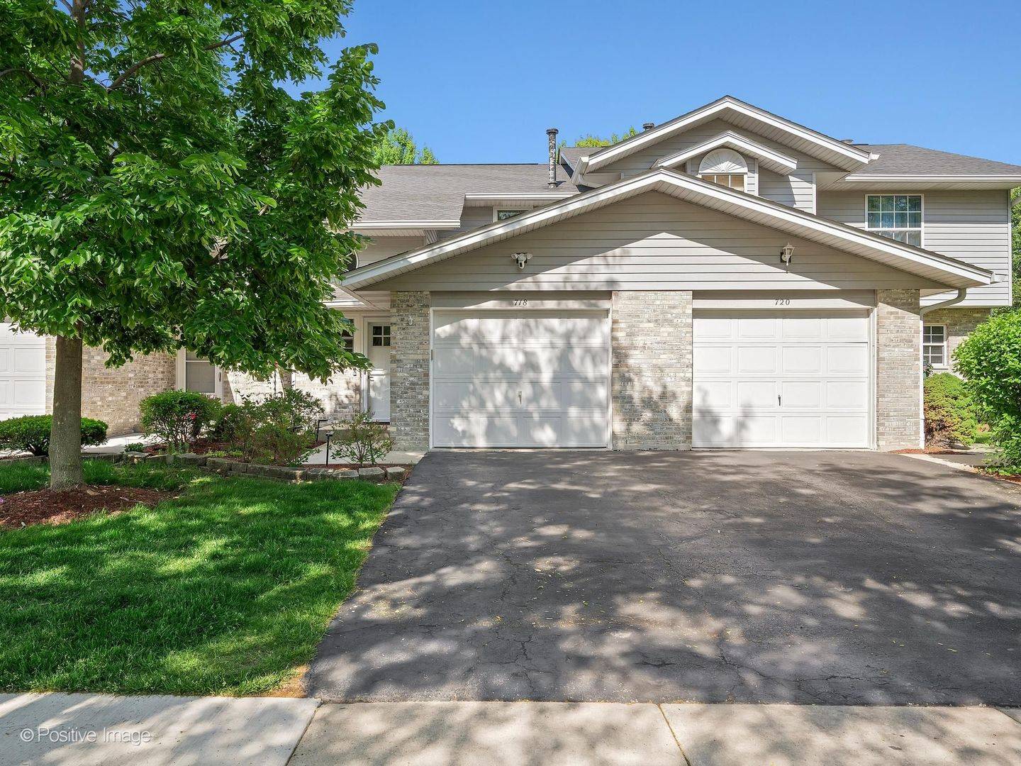 718 N Tamarac BLVD, Addison, IL 60101