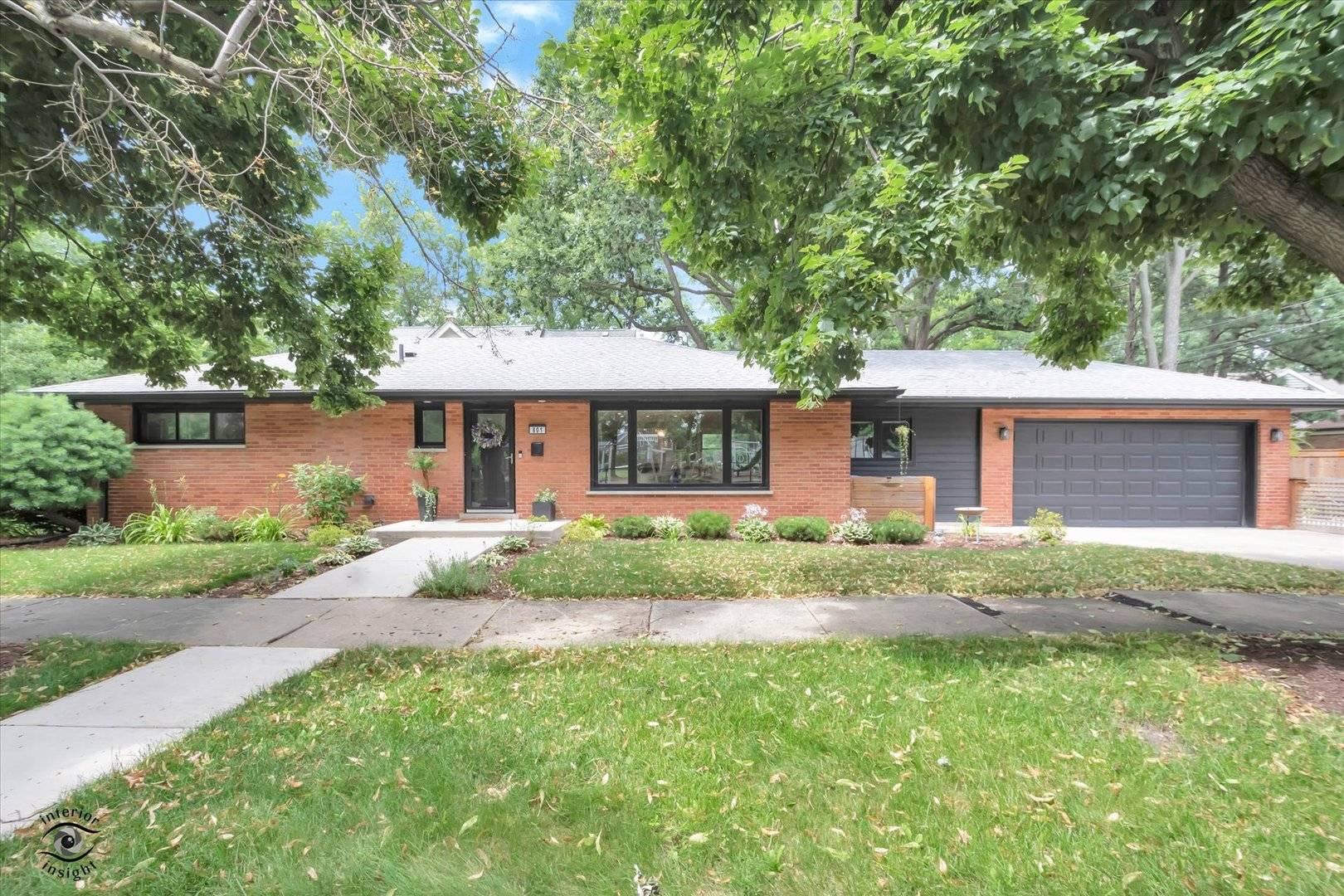 801 N Stone AVE, La Grange Park, IL 60526