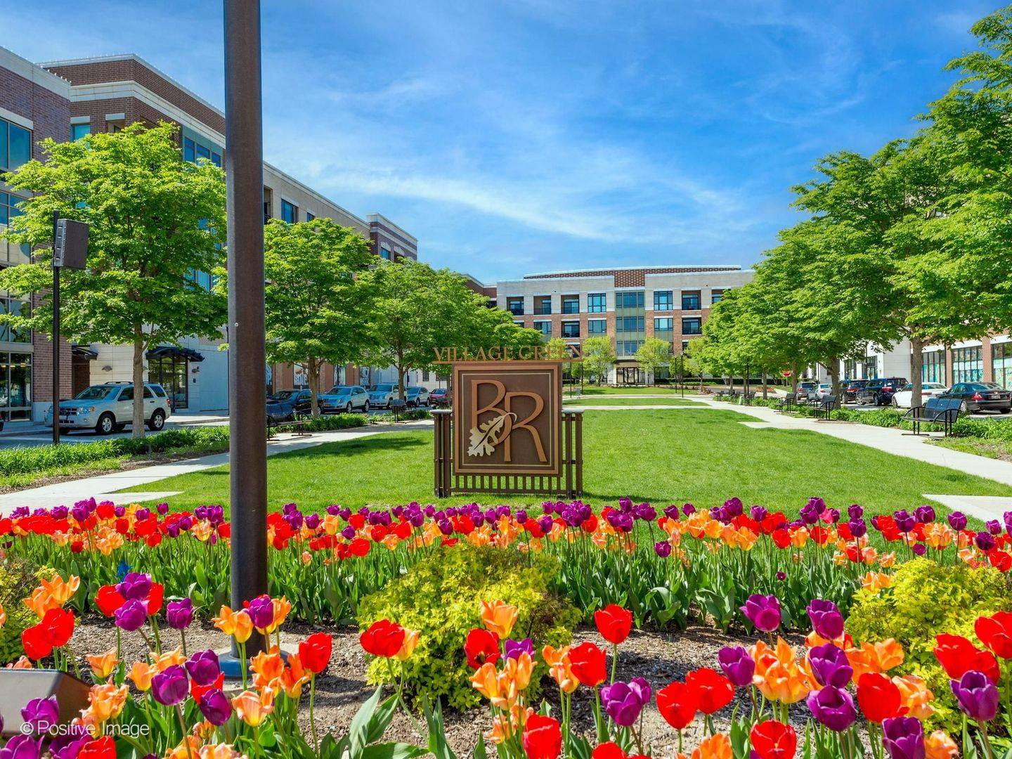 1000 Village Center DR #305, Burr Ridge, IL 60527