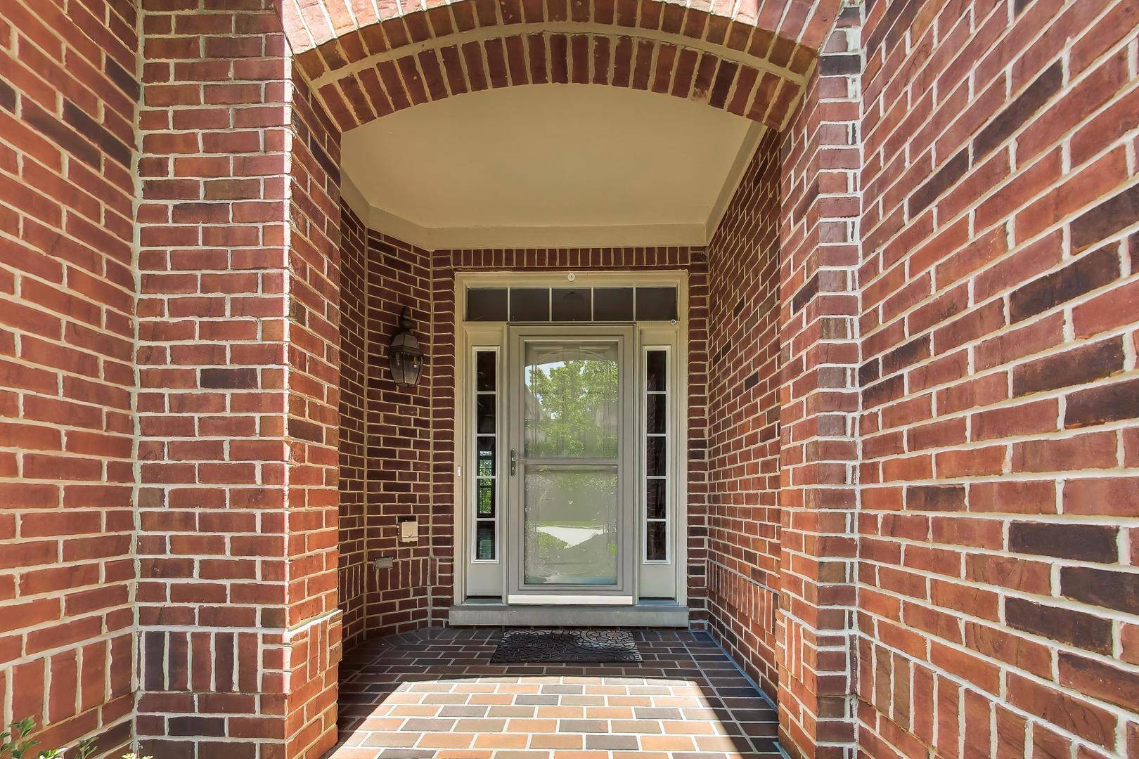 1022 Hickory DR, Western Springs, IL 60558