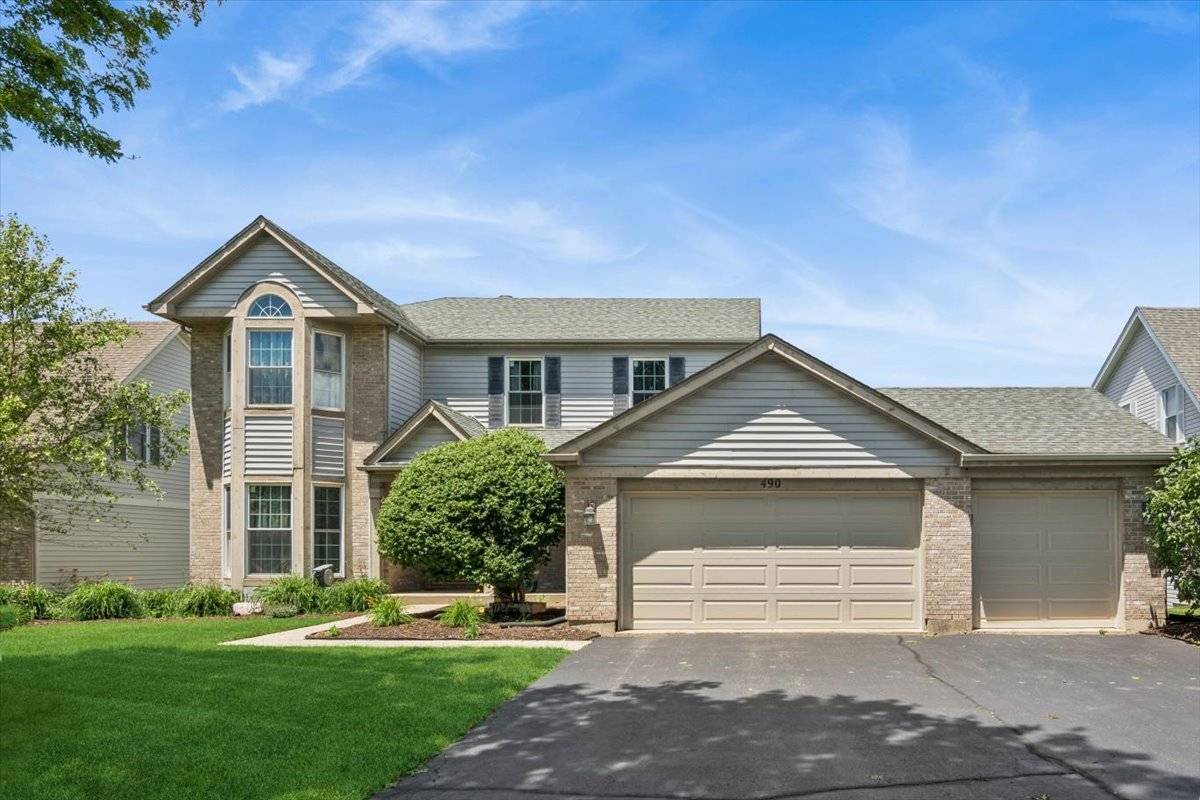 490 Flora DR, Algonquin, IL 60102