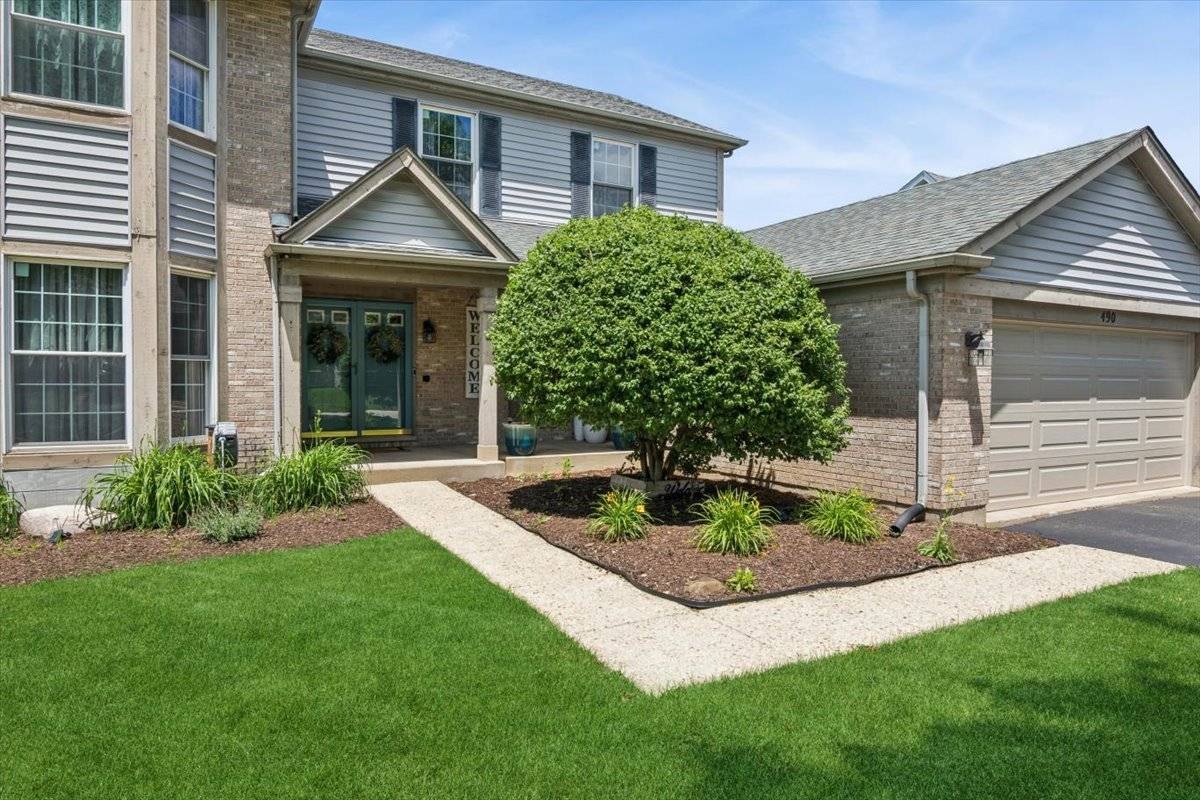 490 Flora DR, Algonquin, IL 60102