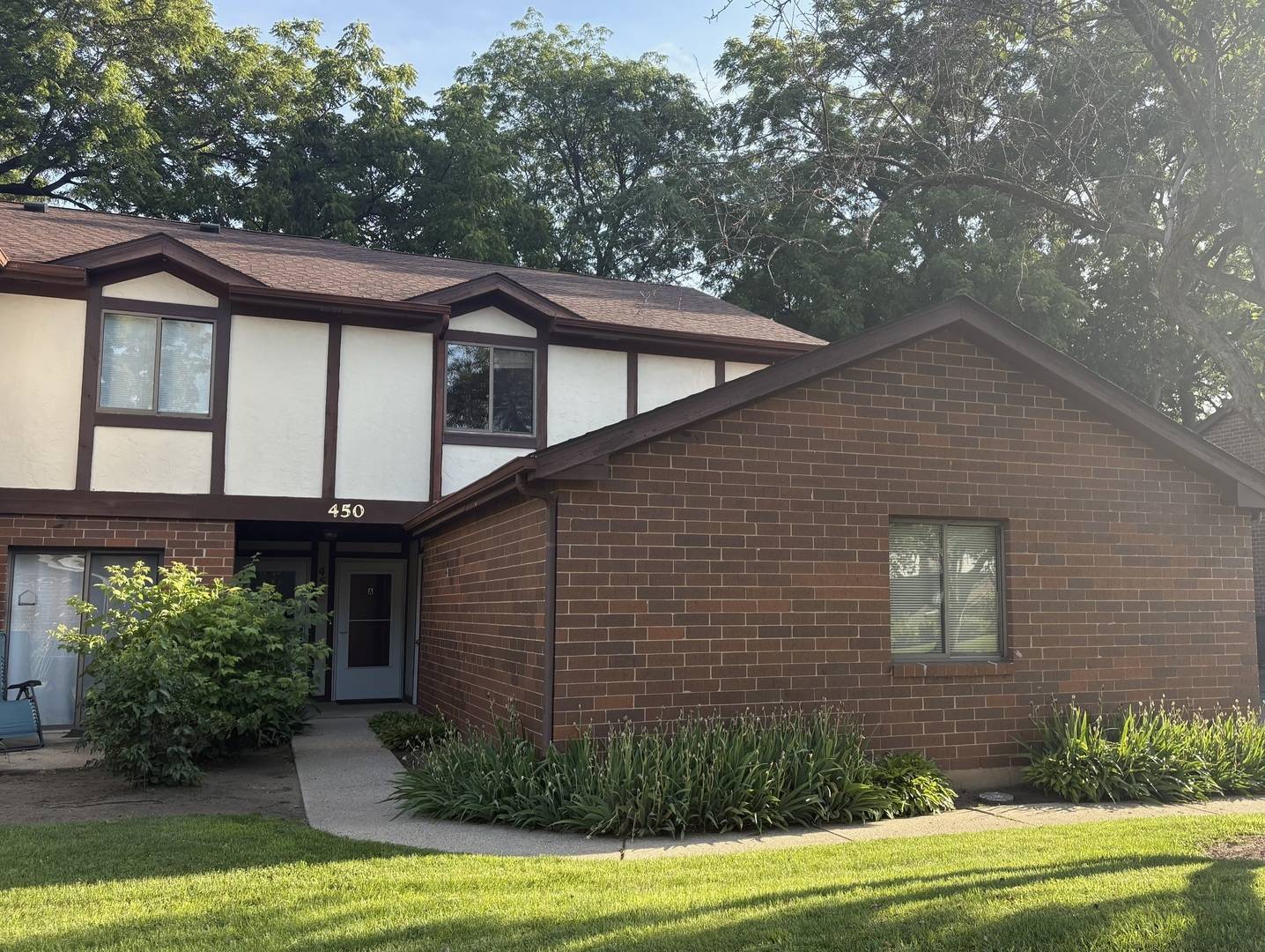450 Brandy DR #A, Crystal Lake, IL 60014