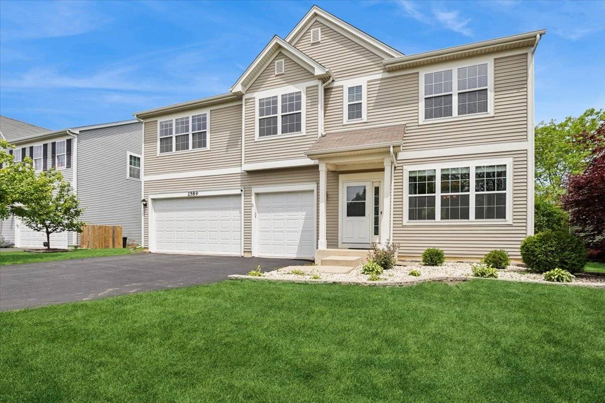 2589 Portage AVE, Wauconda, IL 60084