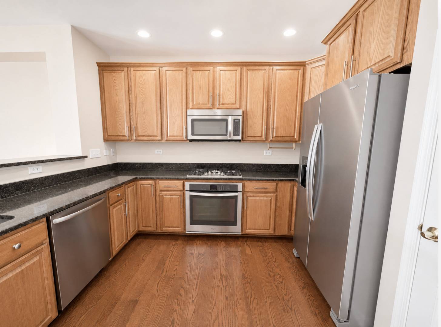 1361 Scarboro RD #404, Schaumburg, IL 60193