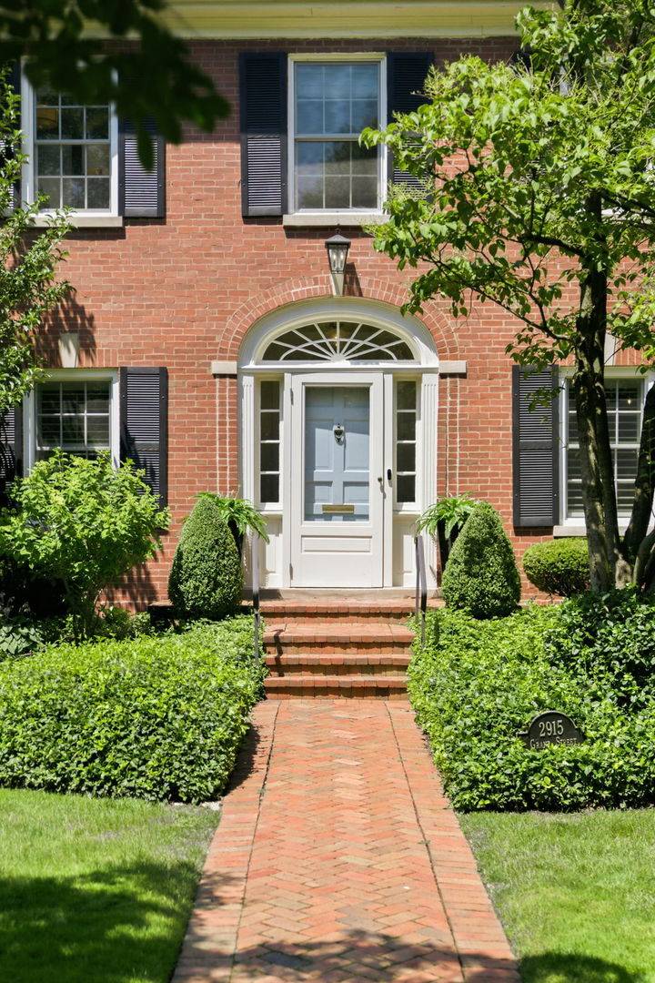 2915 Grant ST, Evanston, IL 60201