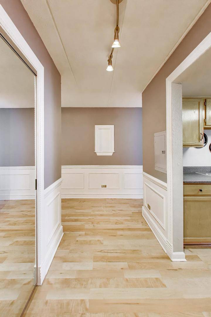 1 Renaissance PL #1118, Palatine, IL 60067