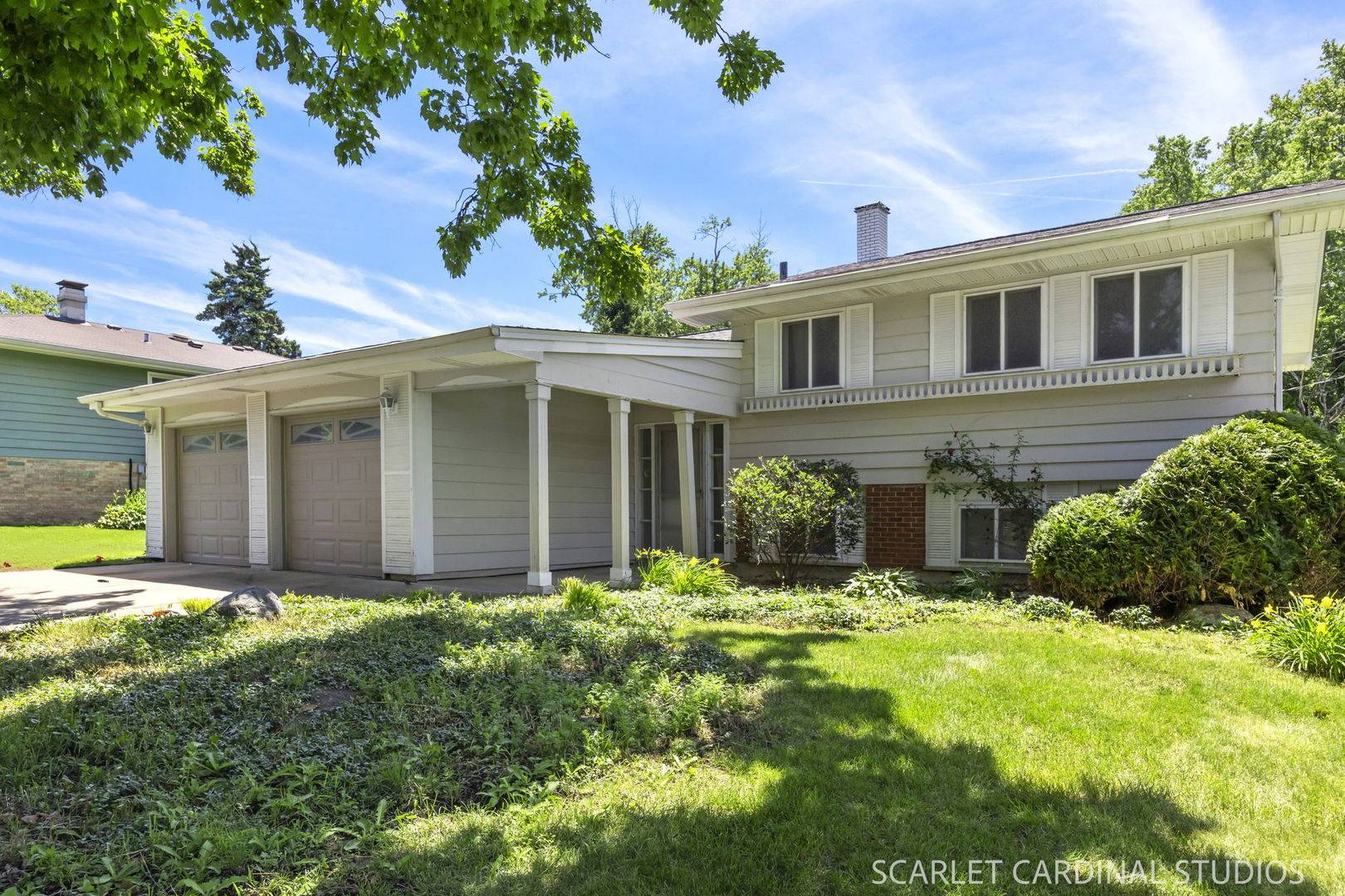 21W061 Kensington RD, Lombard, IL 60148