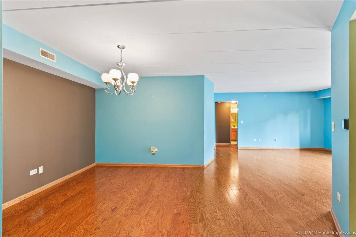 9420 S Melvina AVE #2NW, Oak Lawn, IL 60453