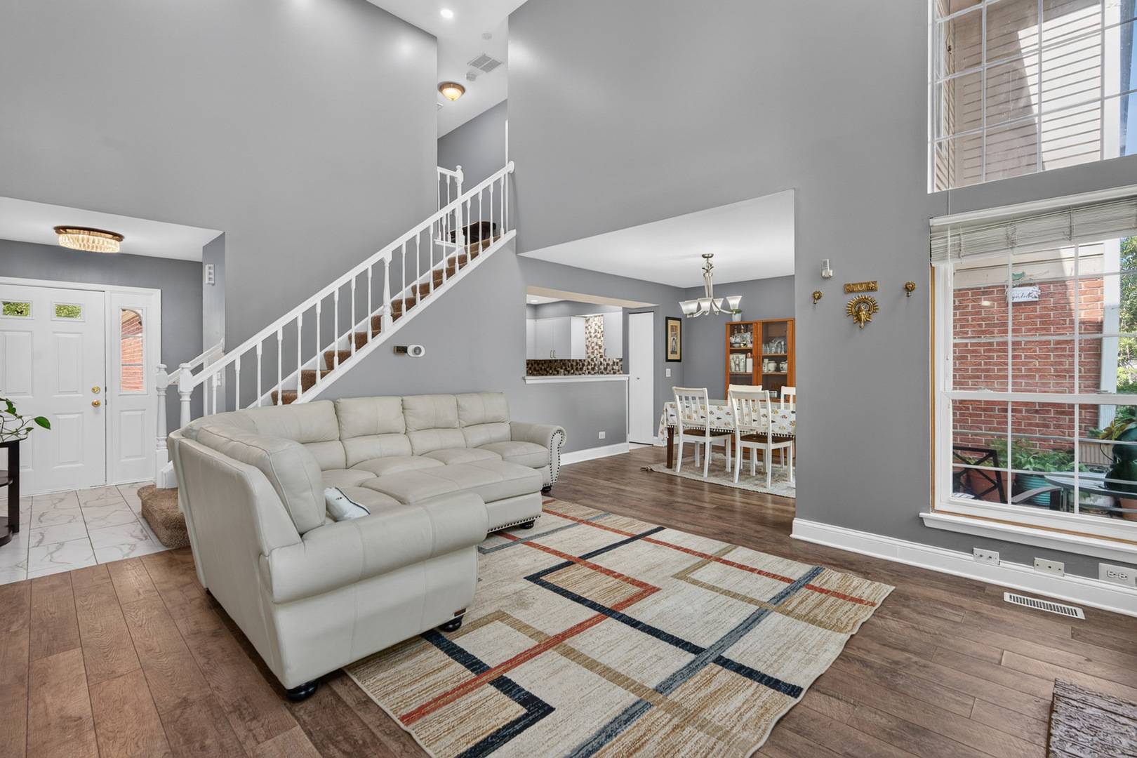 197 Rob Roy CT, Schaumburg, IL 60194