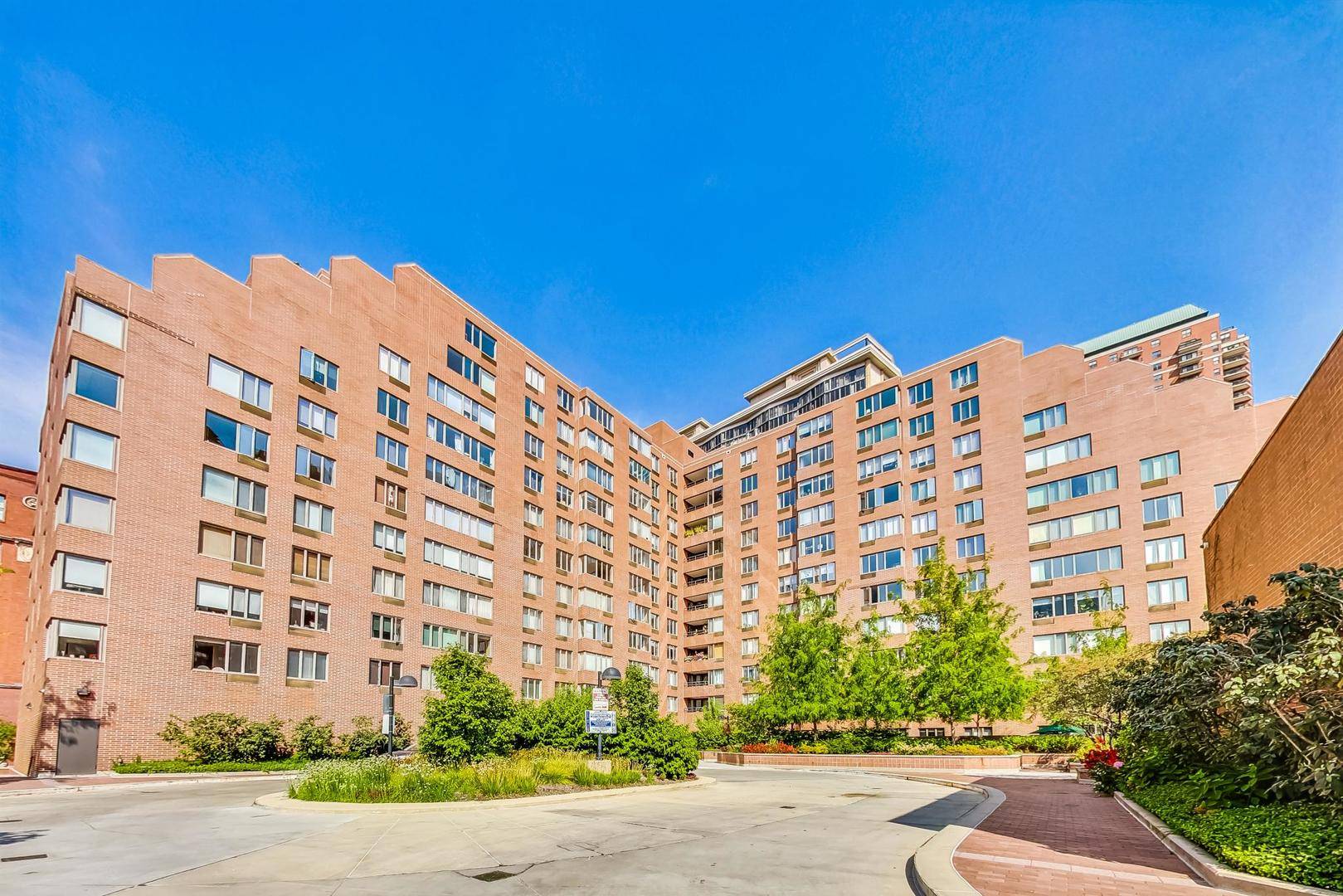 801 S Plymouth CT #913, Chicago, IL 60605