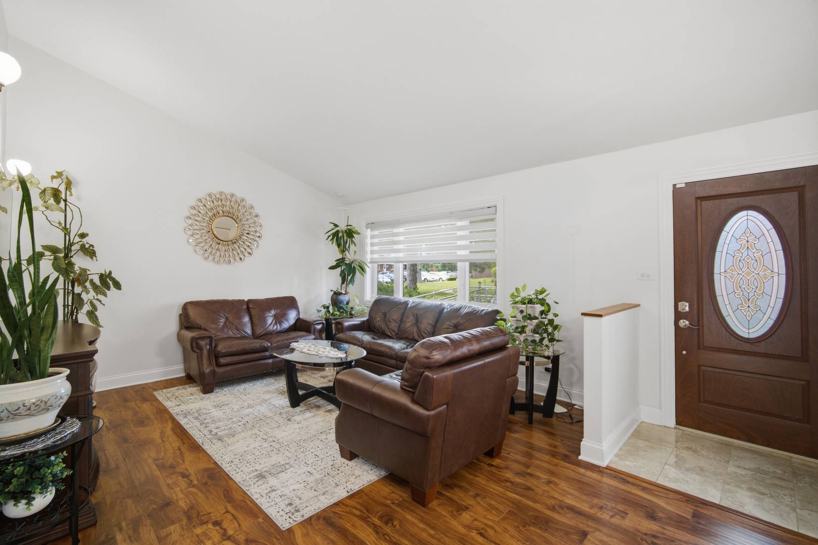 7006 W Carol AVE, Niles, IL 60714