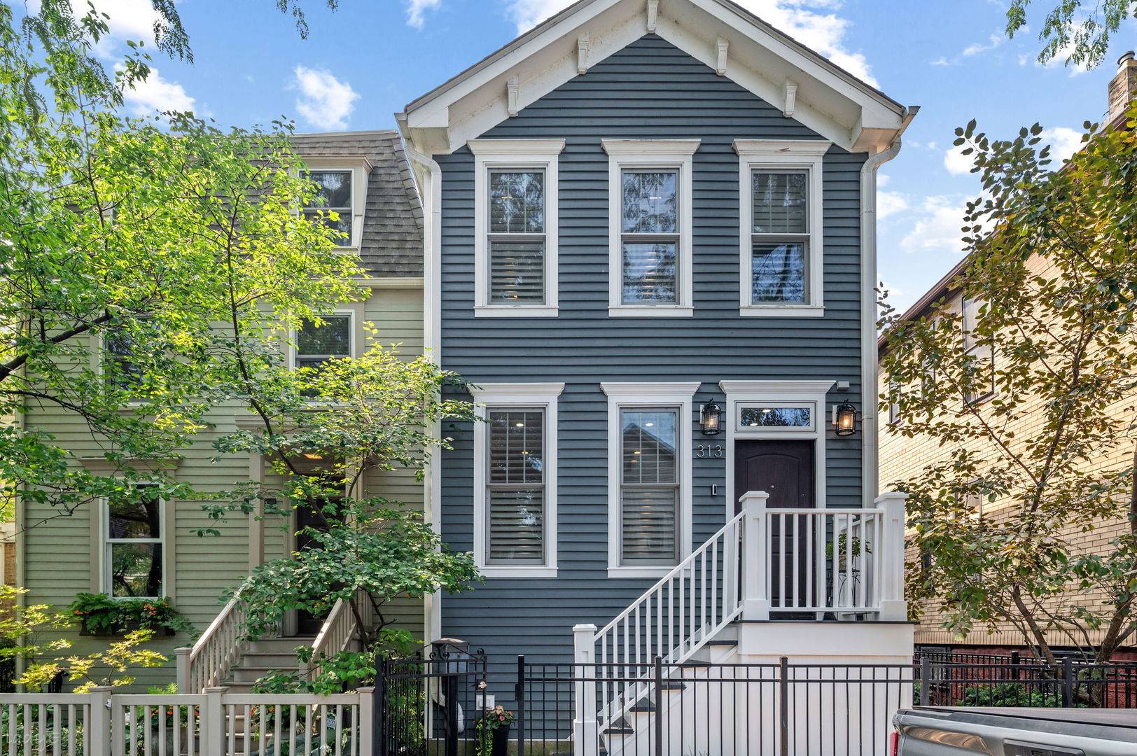 313 W Concord PL, Chicago, IL 60614