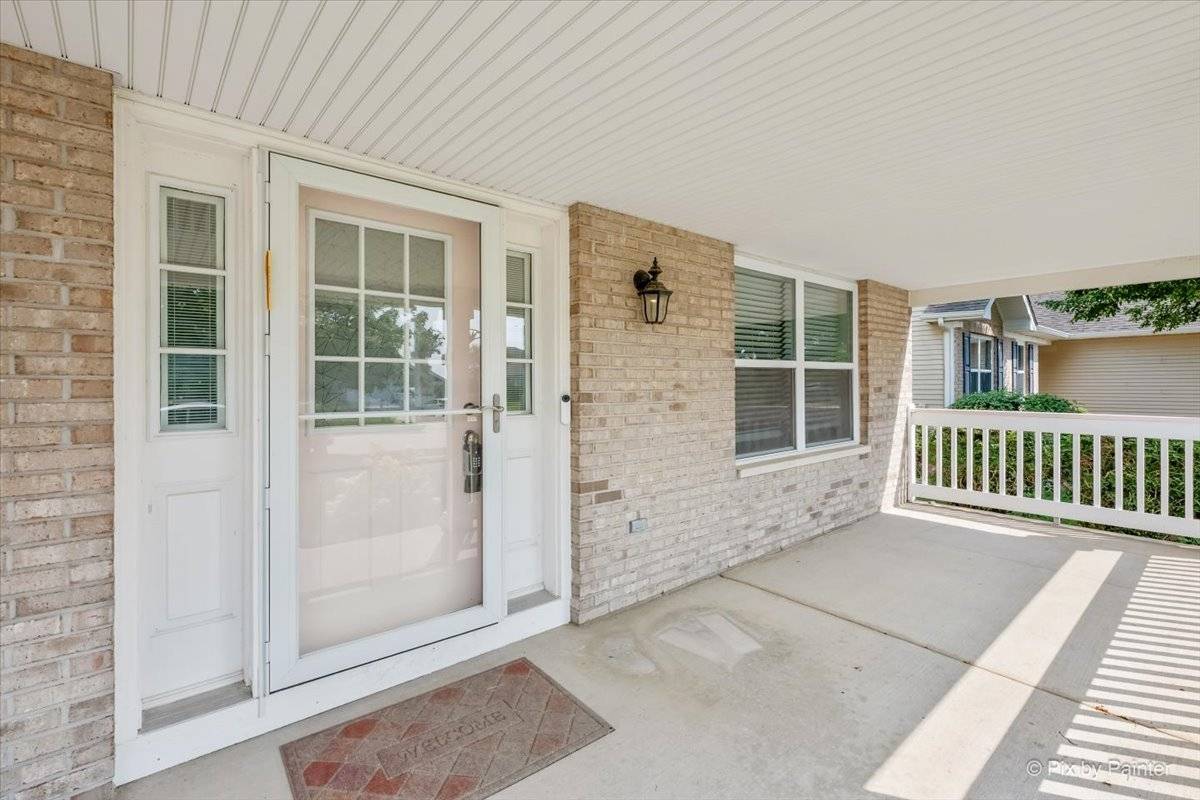 10942 Preston Pkwy, Huntley, IL 60142