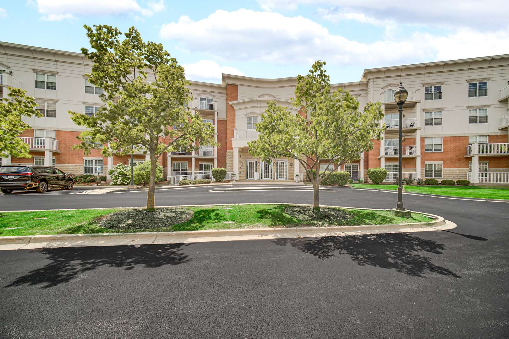 701 W RAND RD #432, Arlington Heights, IL 60004