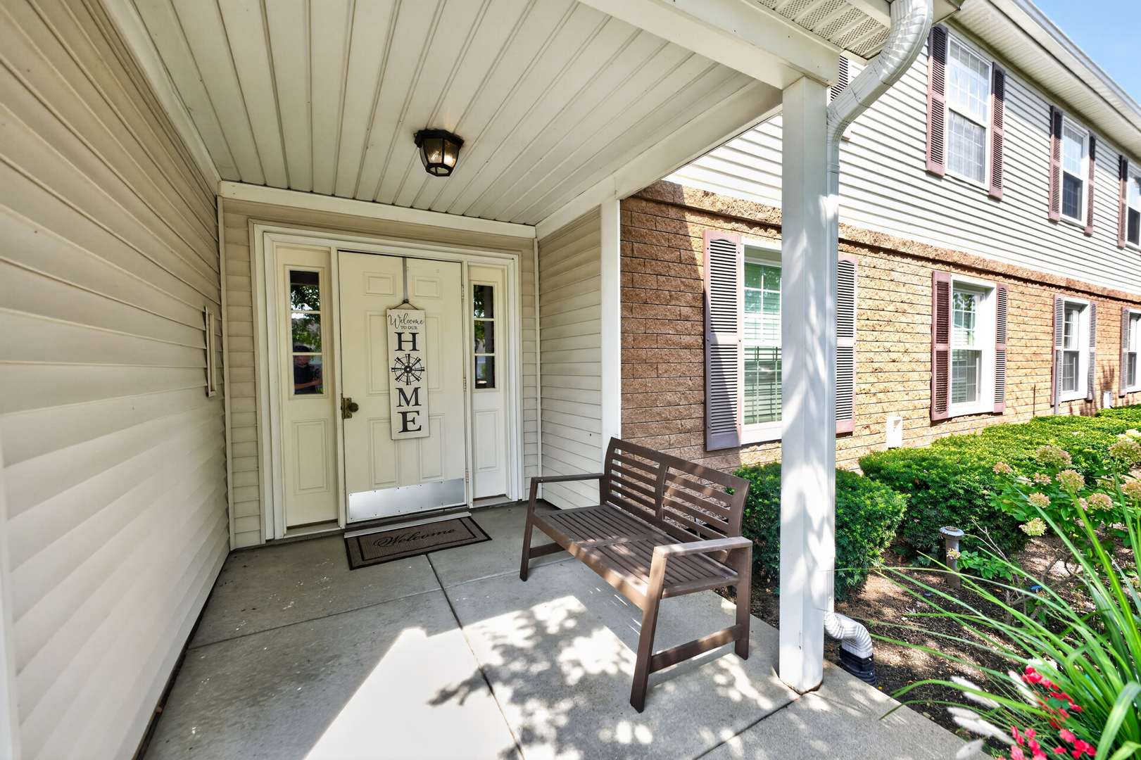 665 Thorntree CT #A-1, Bartlett, IL 60103