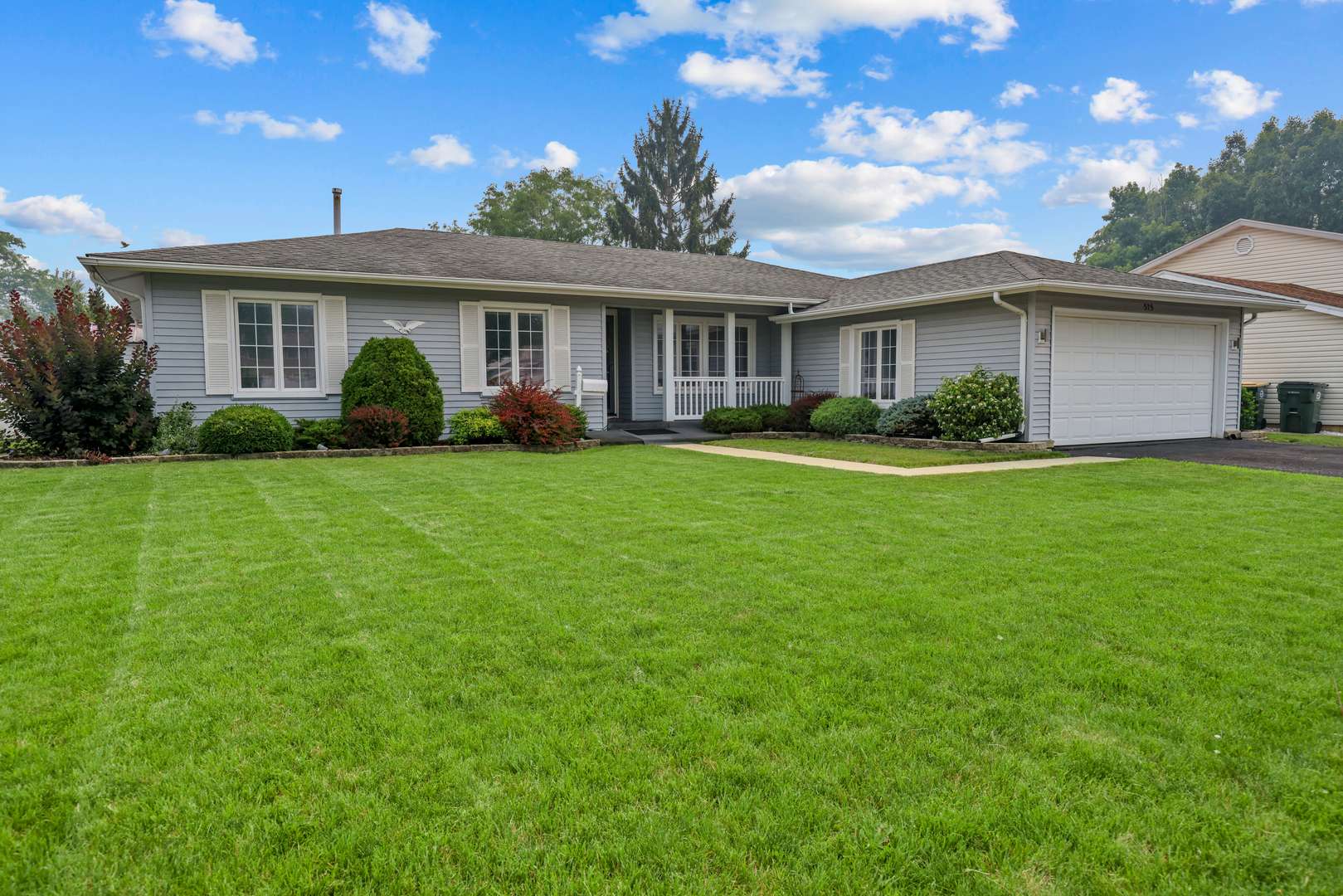 575 Gateshead AVE N, Elk Grove Village, IL 60007