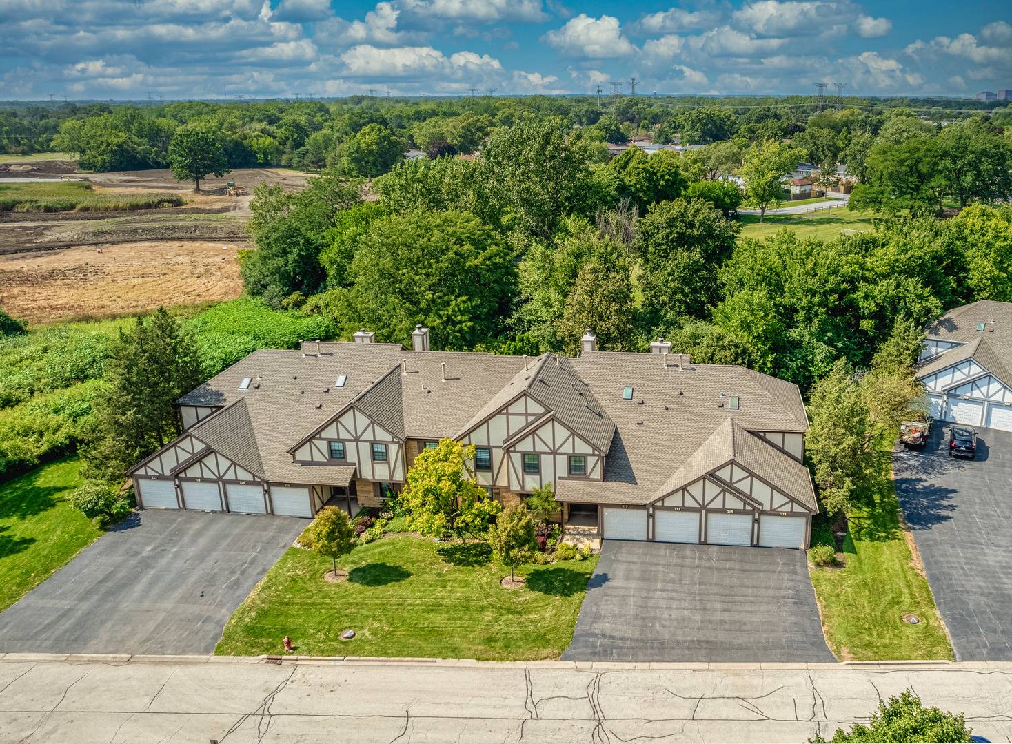 713 Elizabeth DR #24-D, Wood Dale, IL 60191