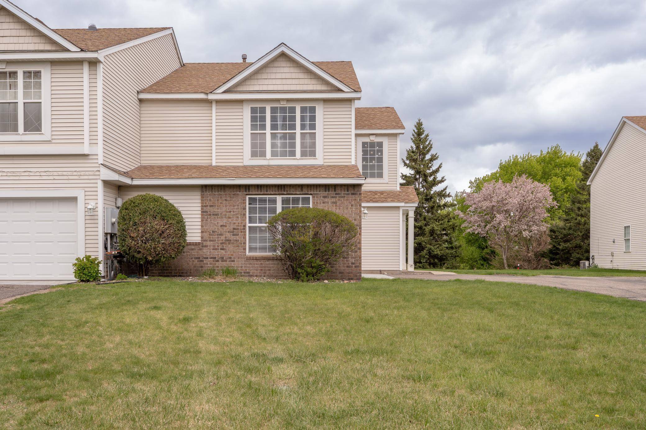 15570 Finch AVE, Apple Valley, MN 55124