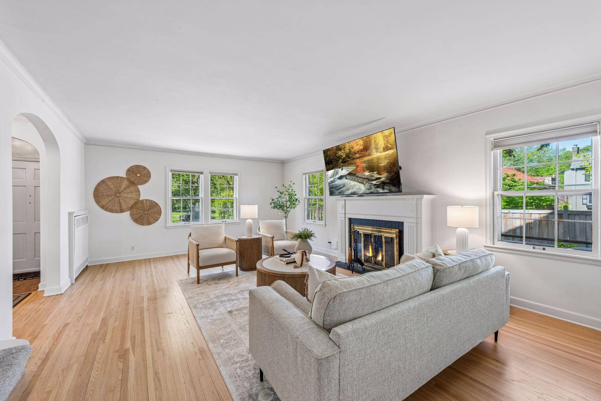 2720 Sunset BLVD, Minneapolis, MN 55416
