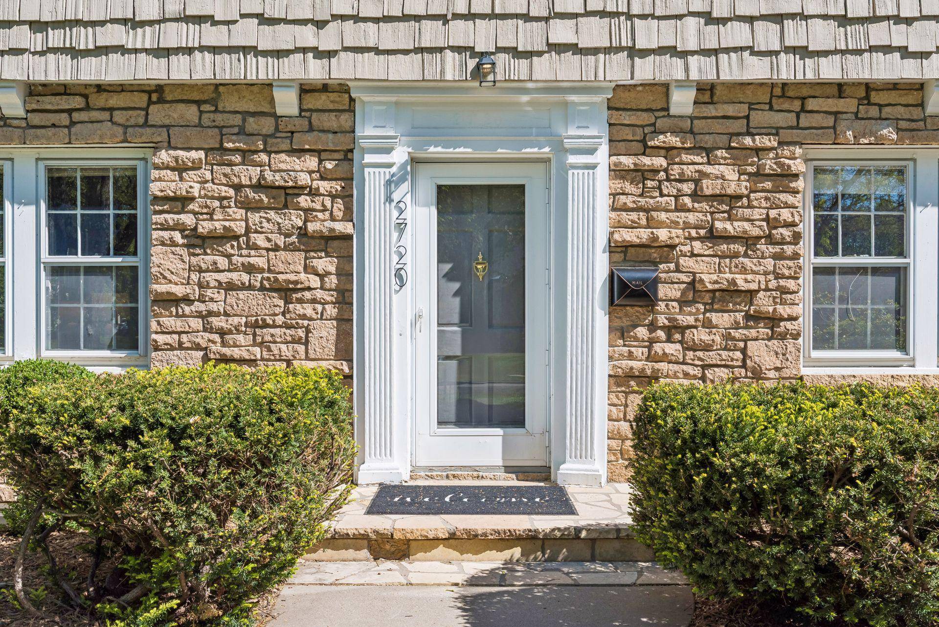 2720 Sunset BLVD, Minneapolis, MN 55416