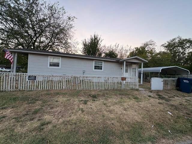 600 W Russell AVE, Seminole, OK 74868