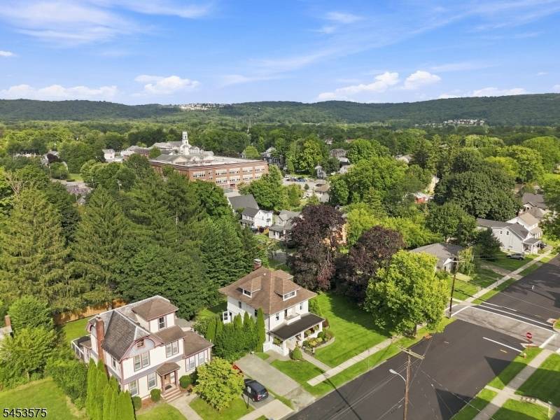 407 Monroe St, Hackettstown Town, NJ 07840