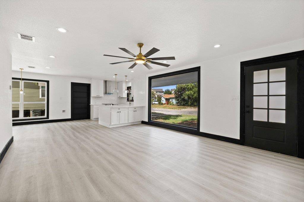 606 Barbara DR, San Marcos, TX 78666