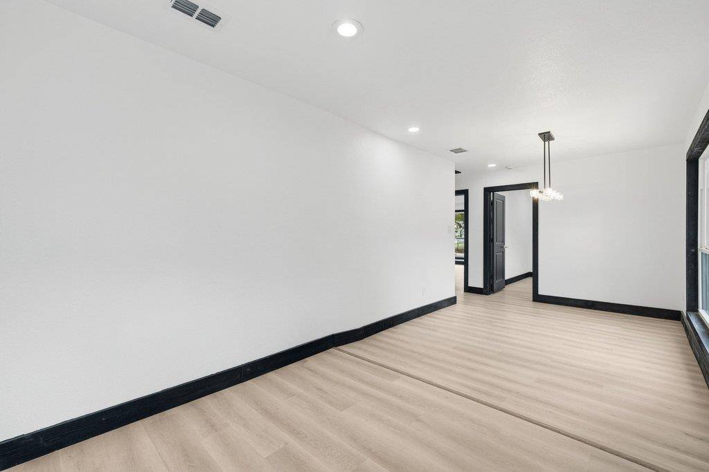 606 Barbara DR, San Marcos, TX 78666