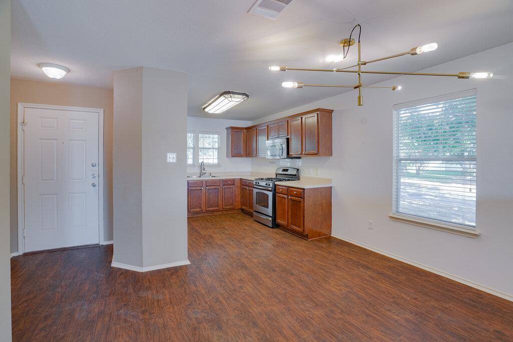 1512 Davis Mountain LOOP, Cedar Park, TX 78613