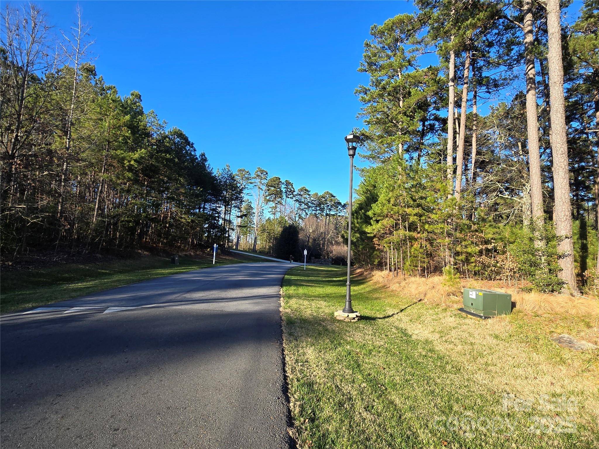 137 Heron Bay DR, Badin Lake, NC 28127